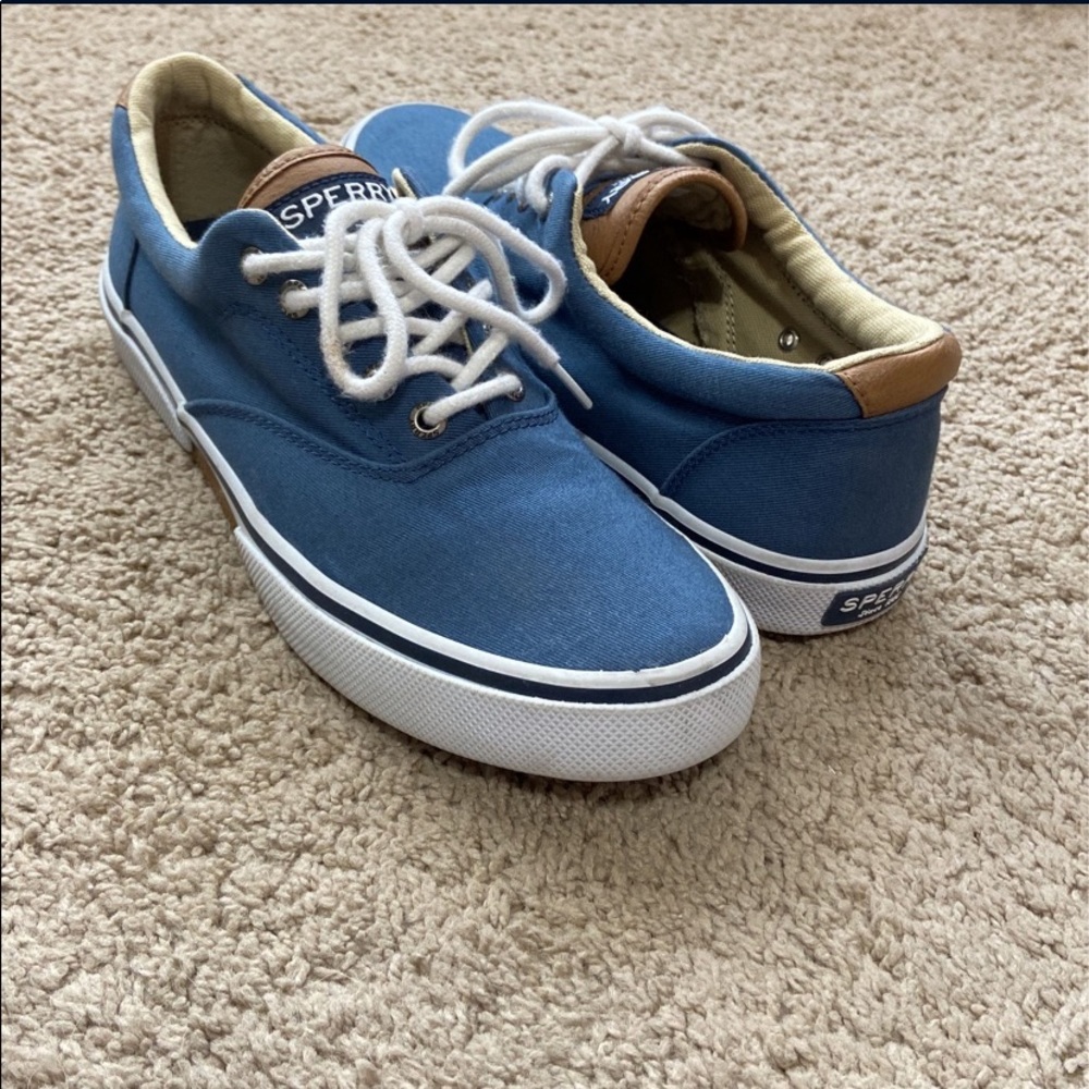 Sperry shoes